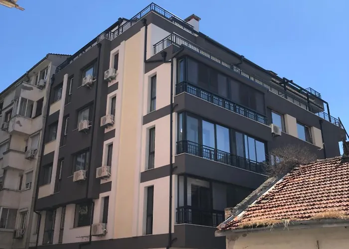 Апартамент гнездото L The Nest *